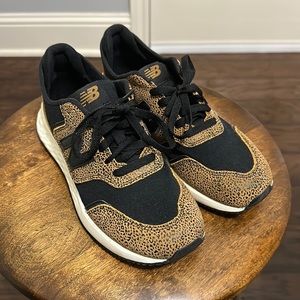 New Balance Cheetah X-70 Size 8
